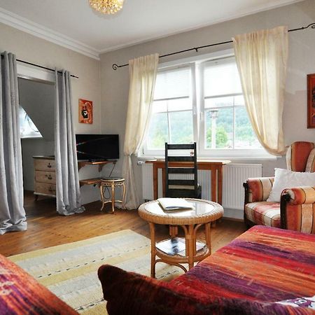 Villa Lamba Gastezimmer 洛尔希 外观 照片